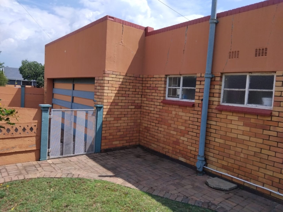 3 Bedroom Property for Sale in Stilfontein Ext 3 North West
